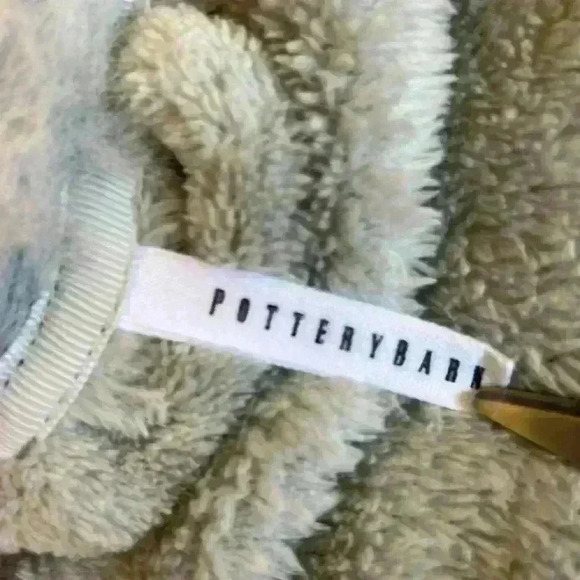 Pottery Barn Plush Alphine Robe - Picture 4 of 4